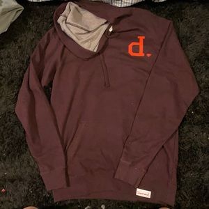 Size M maroon diamond supply hoodie